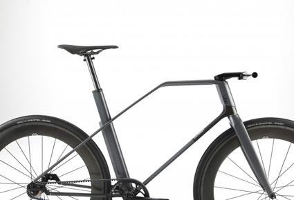 يو بي سي كورين دراجة خارقة بتقنيات عالية الجودة  